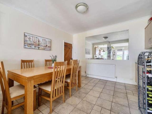 House for sale in Chalfont St. Peter, Denham