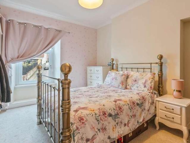 House for sale in Crindau, Newport