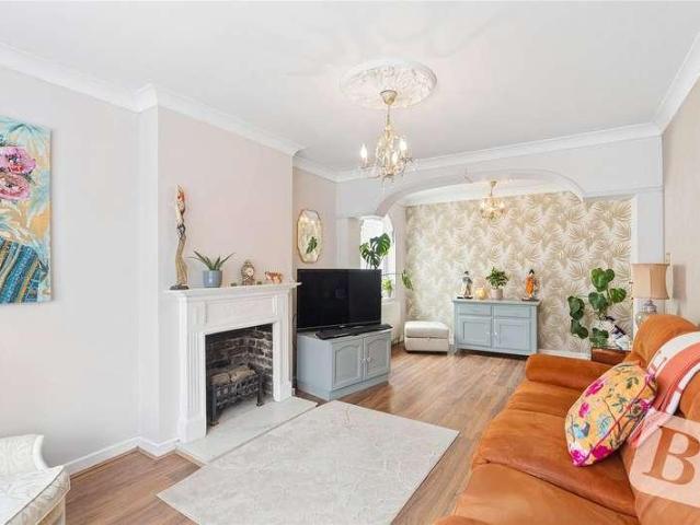 House for sale in Rush Green, Greater London
