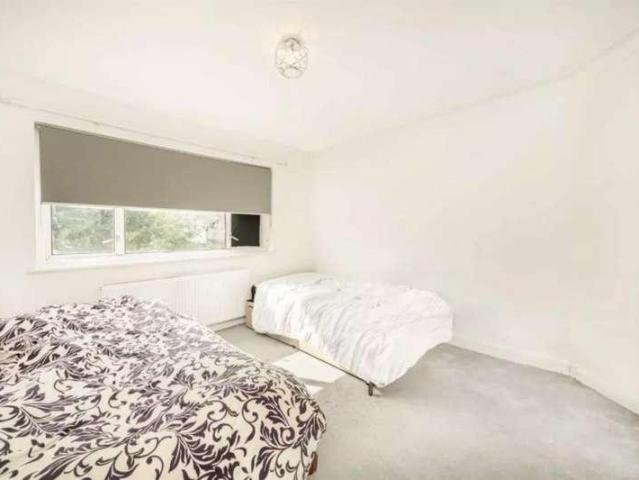 House for sale in Brent Cross, Greater London