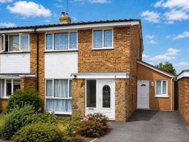 House for sale in White Hills, Kingsthorpe