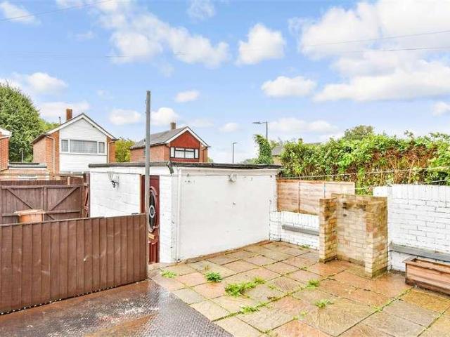 House for sale in Walderslade, Chatham