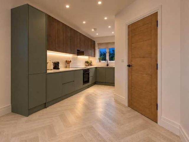 House for sale in Five Acres, Hertfordshire