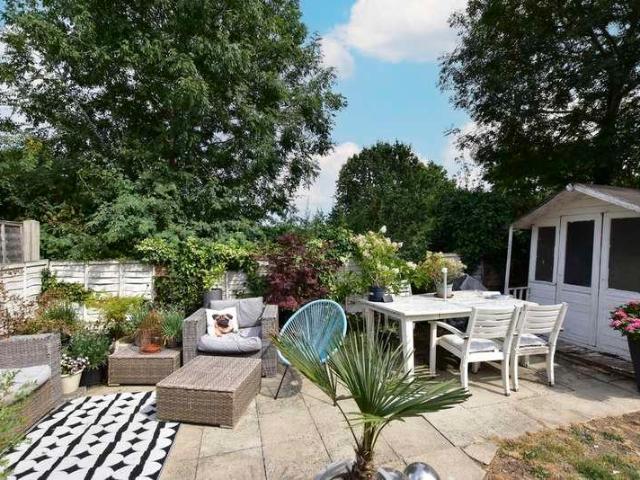 House for sale in North Watford, Hertfordshire
