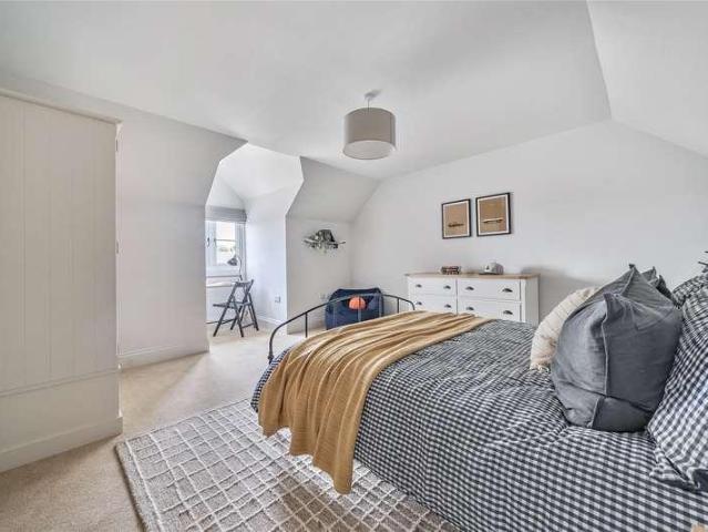 House for sale in Felton, North Somerset