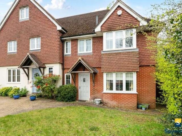 House for sale in Shalford, Westborough