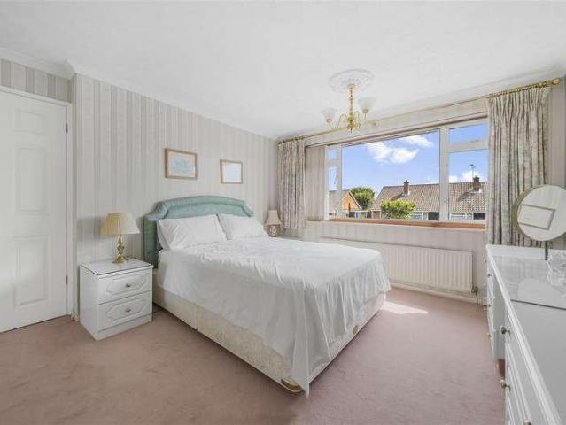 House for sale in Dedworth, Windsor
