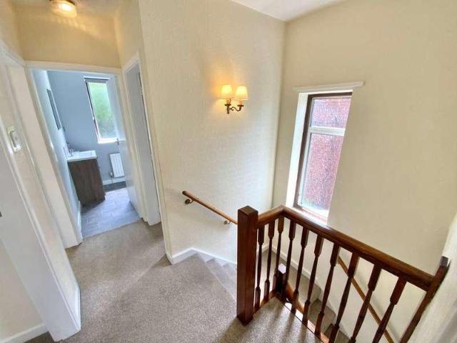 House for sale in Halesowen, West Midlands