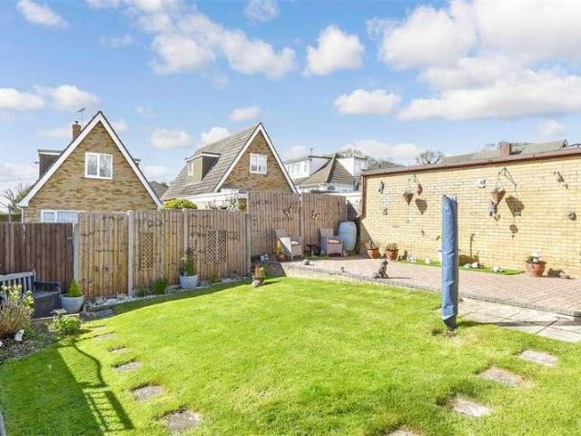 House for sale in Minster-on-Sea, Oad Street
