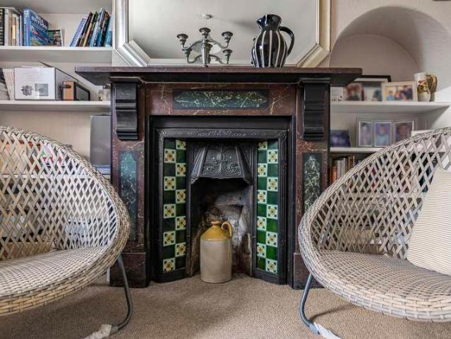 House for sale in Chelmondiston, Suffolk
