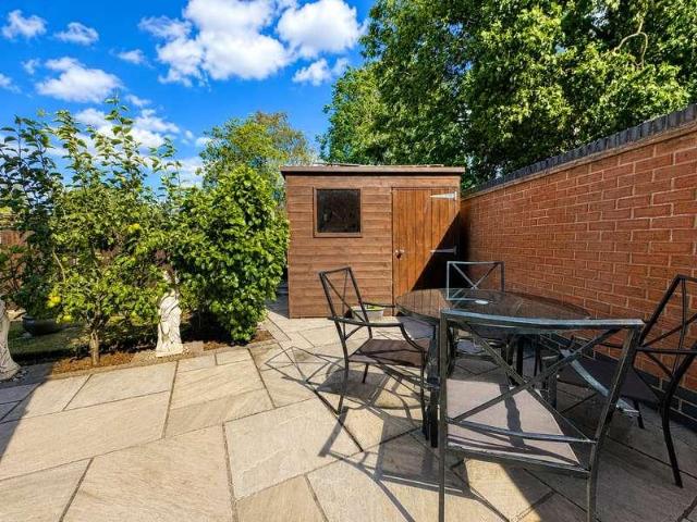 House for sale in Shepshed, Elmfield