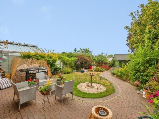 House for sale in Kettlebrook, Staffordshire