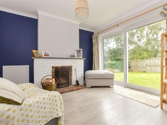 House for sale in Upper Walmer, Ash
