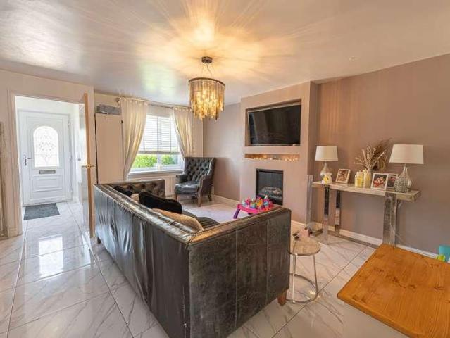 House for sale in Broadlands, Wales