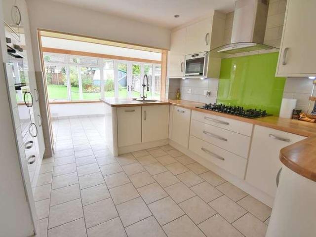 House for sale in Tricketts Cross, Ferndown