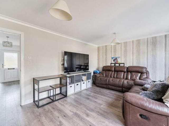House for sale in Winkfield