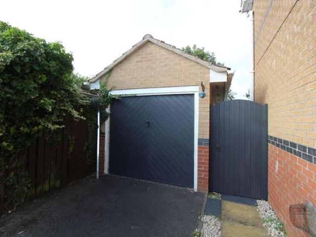 House for sale in Font-y-Gary, Rhoose