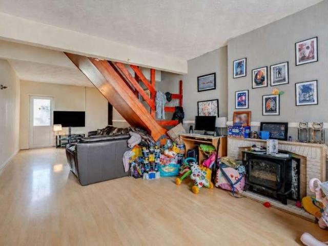 House for sale in Eastwood, Attenborough