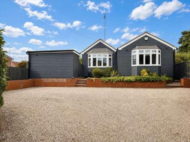 House for sale in Chipping Hill, Essex