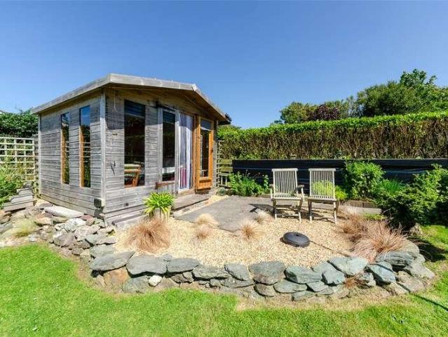 House for sale in Penrhyn, Cemaes