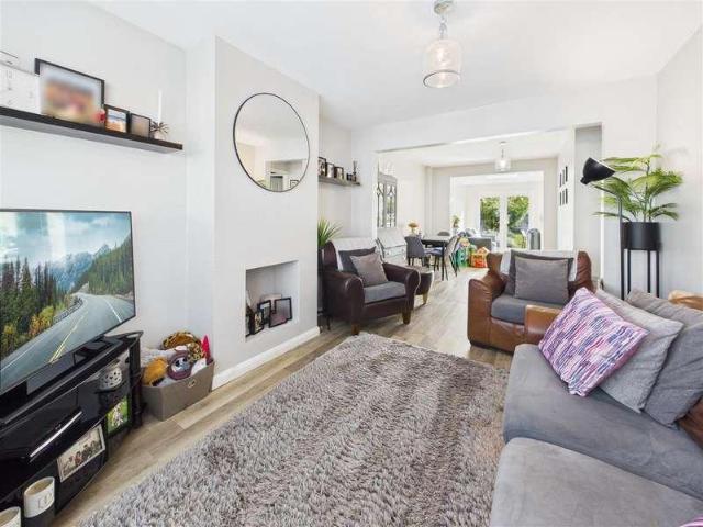 House for sale in Swallowfields, Elmbridge