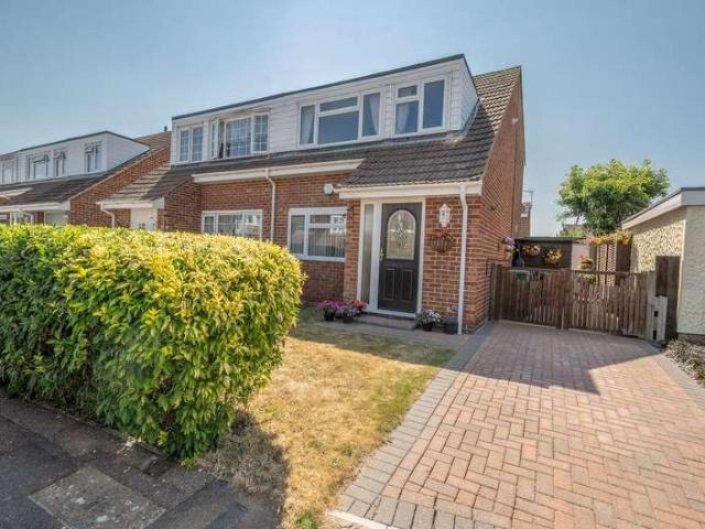 House for sale in Chipping Hill, Essex