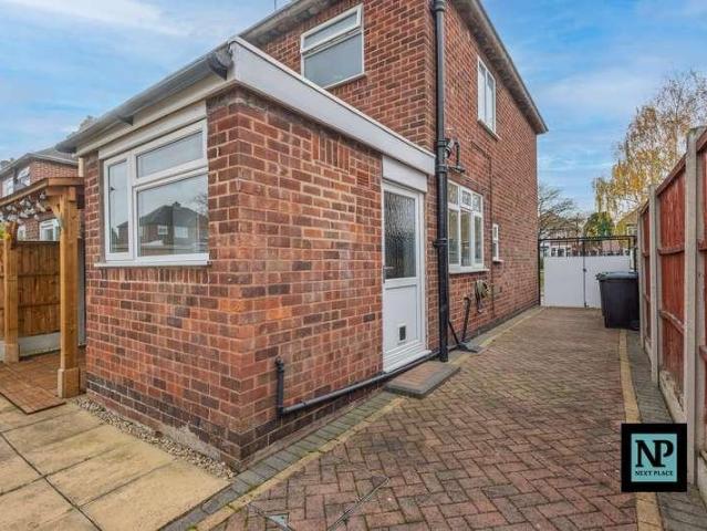 House for sale in Kettlebrook, Staffordshire