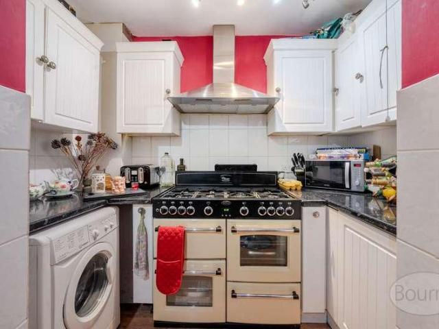 House for sale in Farnborough, Hampshire