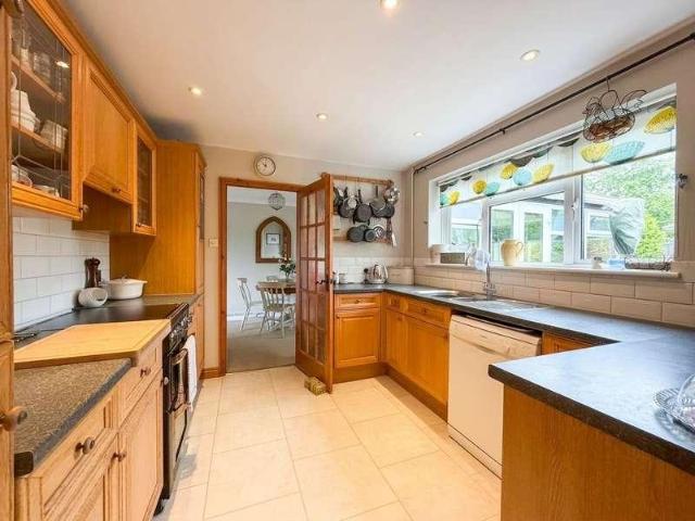 House for sale in Hythe and Dibden, Ashurst Bridge