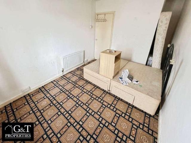 House for sale in Plant's Green, Fold Hill