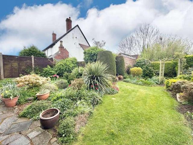 House for sale in Mount Pleasant, Brierley Hill