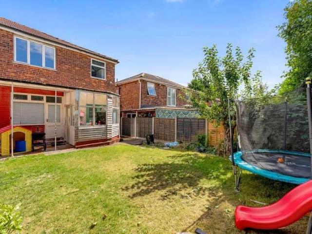 House for sale in Georgia, Greater Manchester