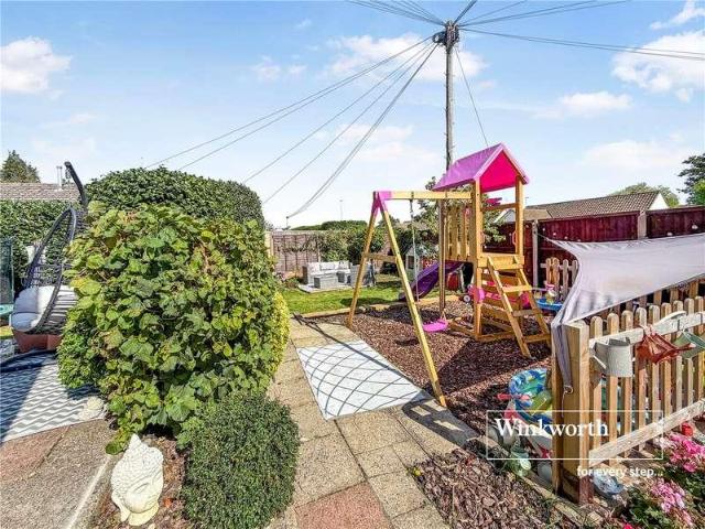House for sale in Dudsbury, Ferndown