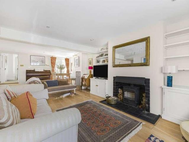 House for sale in Sonning