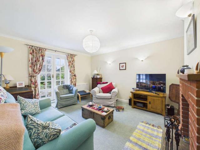 House for sale in Horsham, West Sussex
