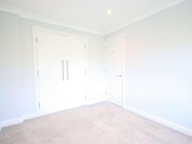 House for sale in Holyport, Bray