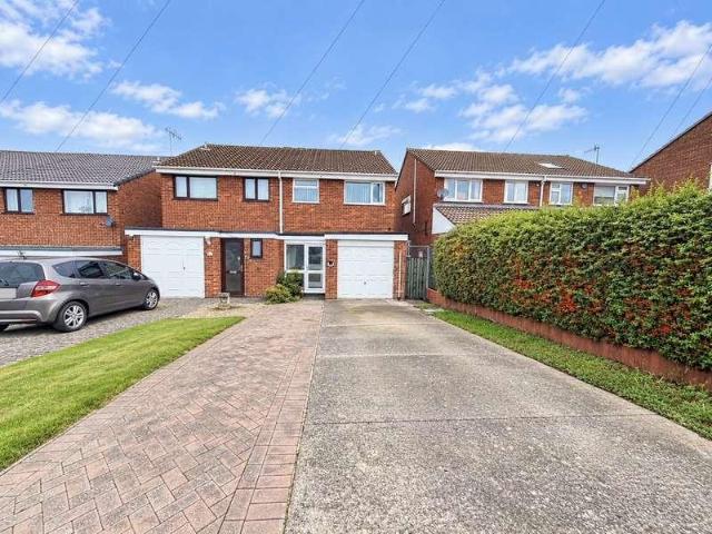 House for sale in Dunns Bank, Quarry Bank