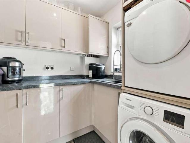 House for sale in Ivy Meade, Macclesfield