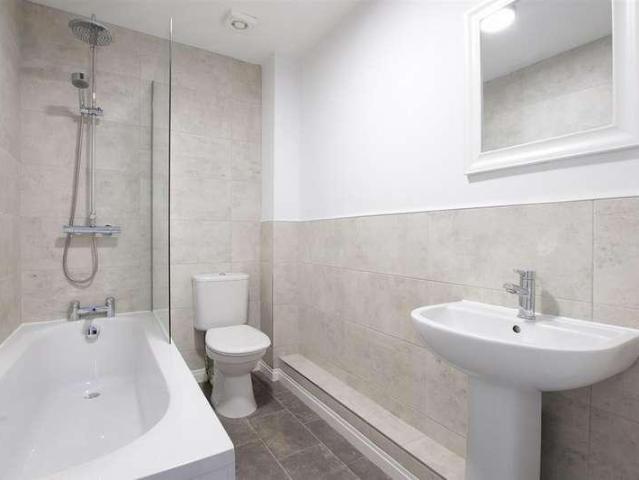 House for sale in Georgia, Greater Manchester