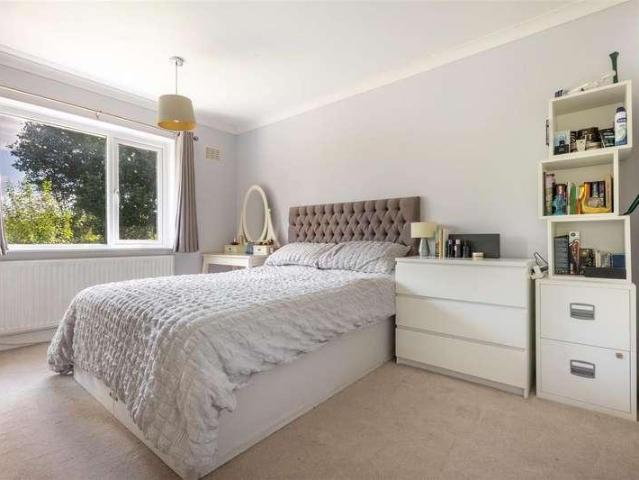 House for sale in Shirley, West Midlands