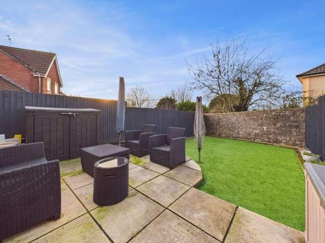 House for sale in Feckenham, City Of Bristol