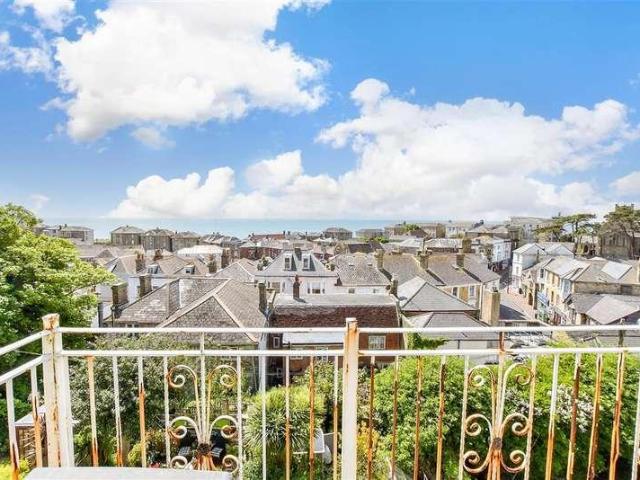 House for sale in Cowlease, Ventnor