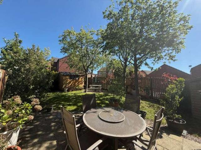 House for sale in Longhill, Hull
