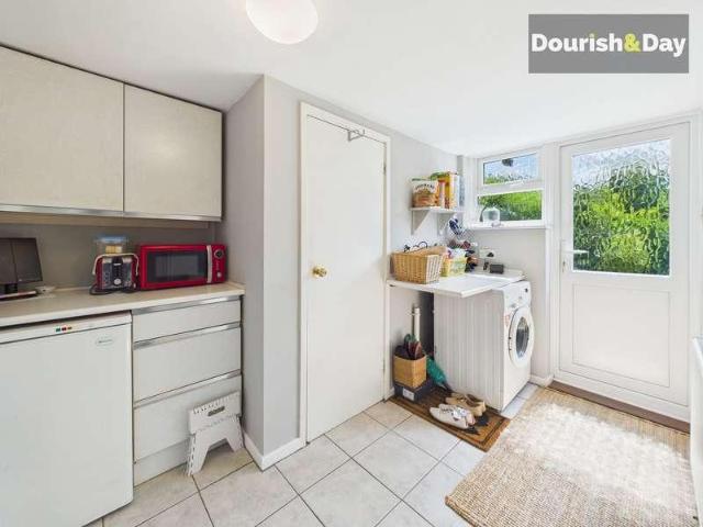House for sale in Baswich, Staffordshire