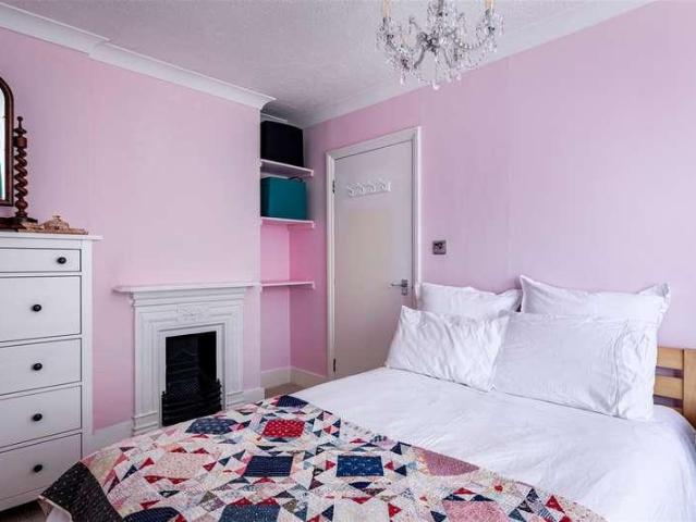 House for sale in Perryfields, West Sussex