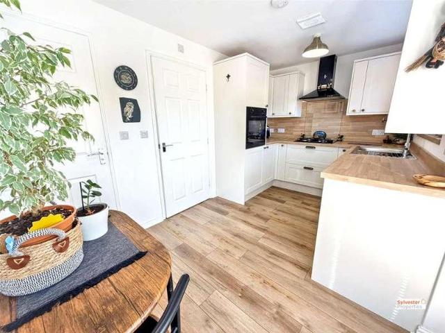 House for sale in New Kyo, Stanley