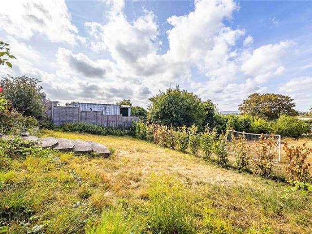 House for sale in Church End, Totternhoe
