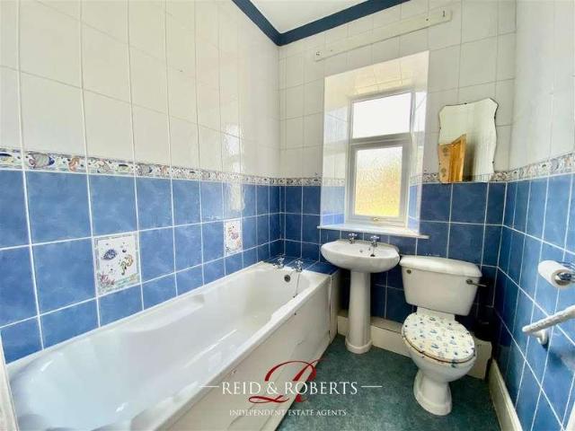 House for sale in Clwyd