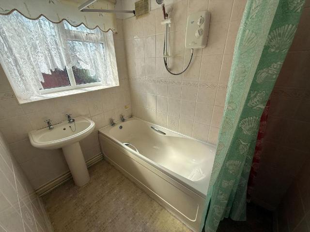 House for sale in Liverpool, Kennessee Green