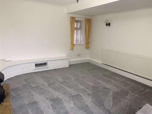 House for sale in Spring Park, Kingsthorpe